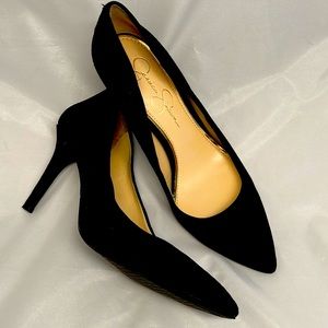 Jessica Simpson suede heals 8.5